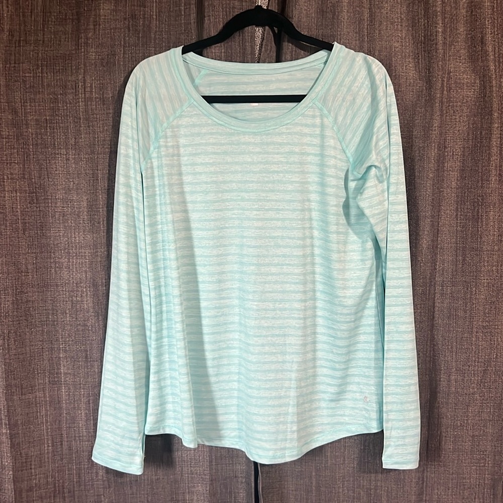 Xersion quick dry blue long sleeve tshirt striped with thumb holes athletic